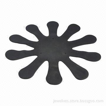 Sunflower-shaped silicone coaster